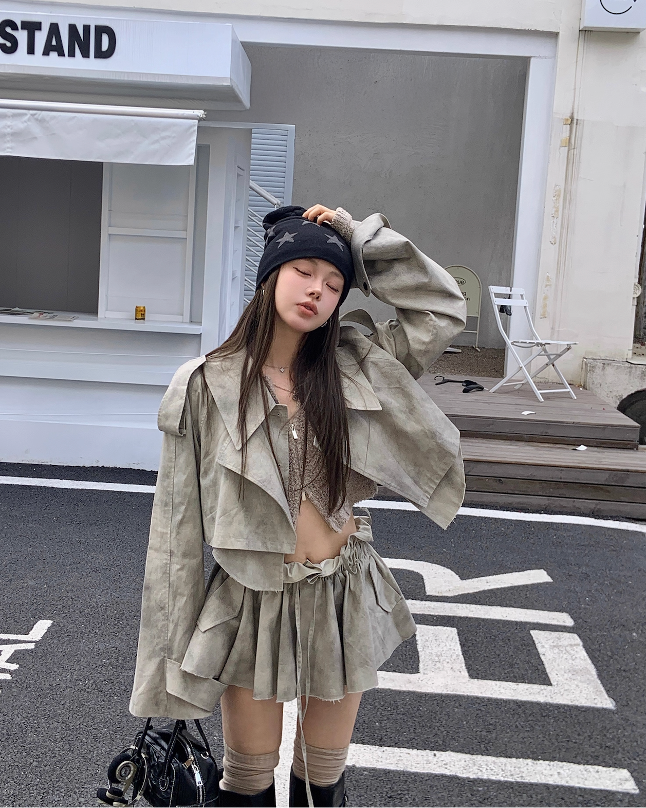 Lose Trench Jacket & Pleats Mini Skirt ルーズショートトレンチジャケット＆プリーツミニスカート