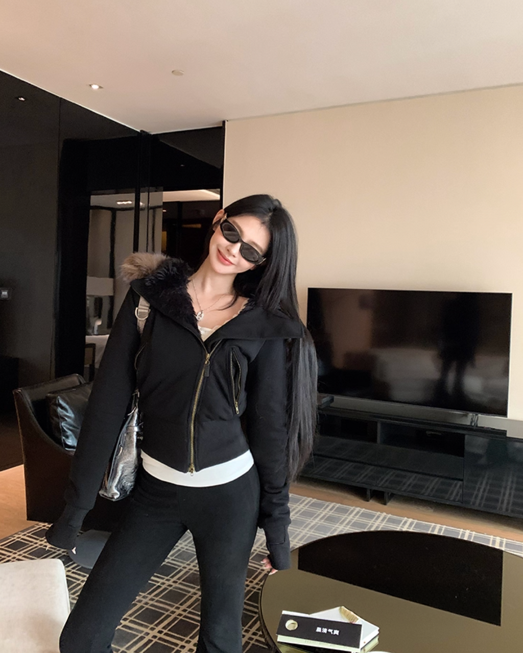 Short Sweat Fur Hoodie ショートスウェット ファーフーディ