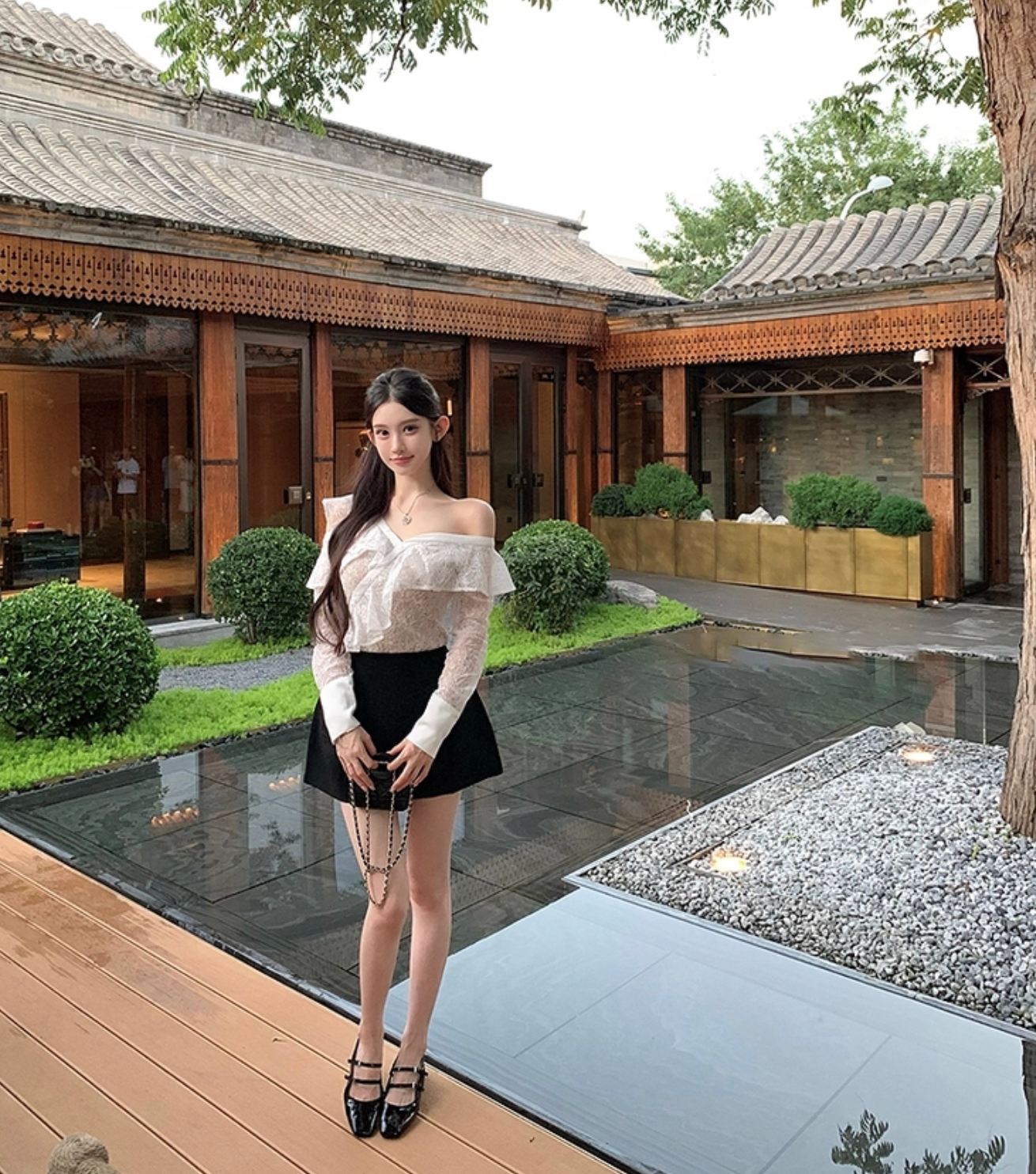 Frill Off shoulder tops フリル オフショルダートップス