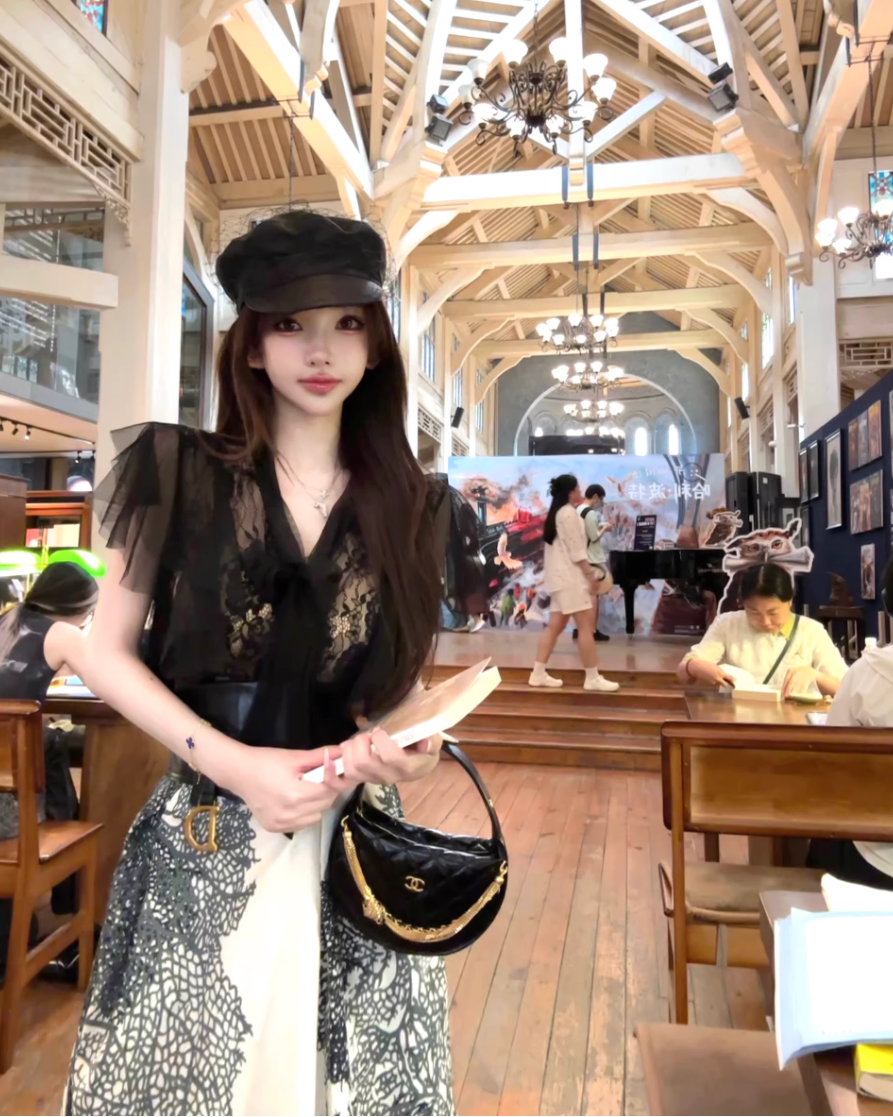 Lace Ribbon Tie Blouse Print Skirt レースリボンタイ ブラウス プリントスカート