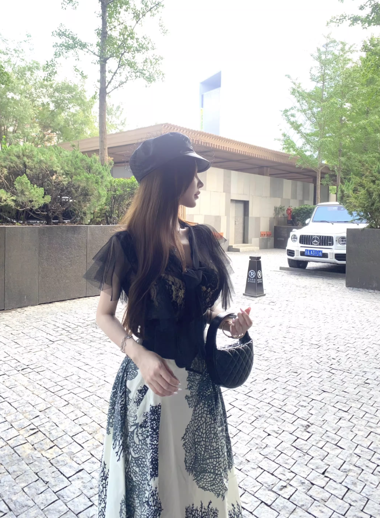 Lace Ribbon Tie Blouse Print Skirt レースリボンタイ ブラウス プリントスカート