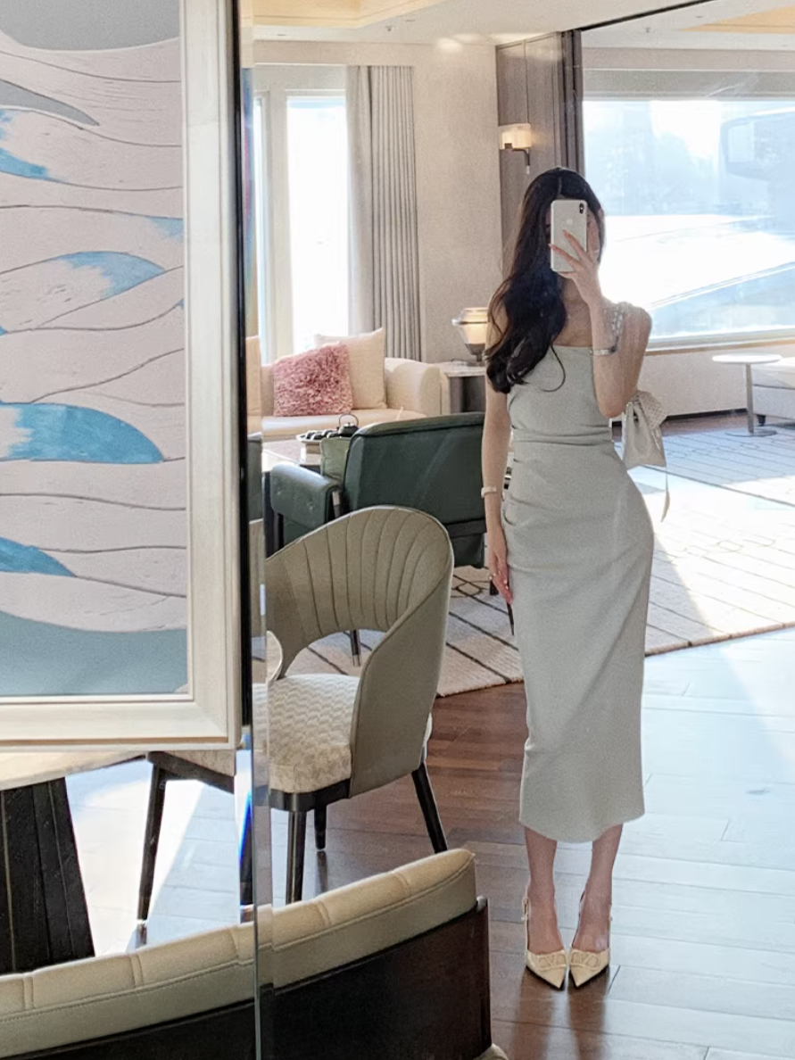 Body consciousress Satin Dress ボディコンシャス サテン ドレス