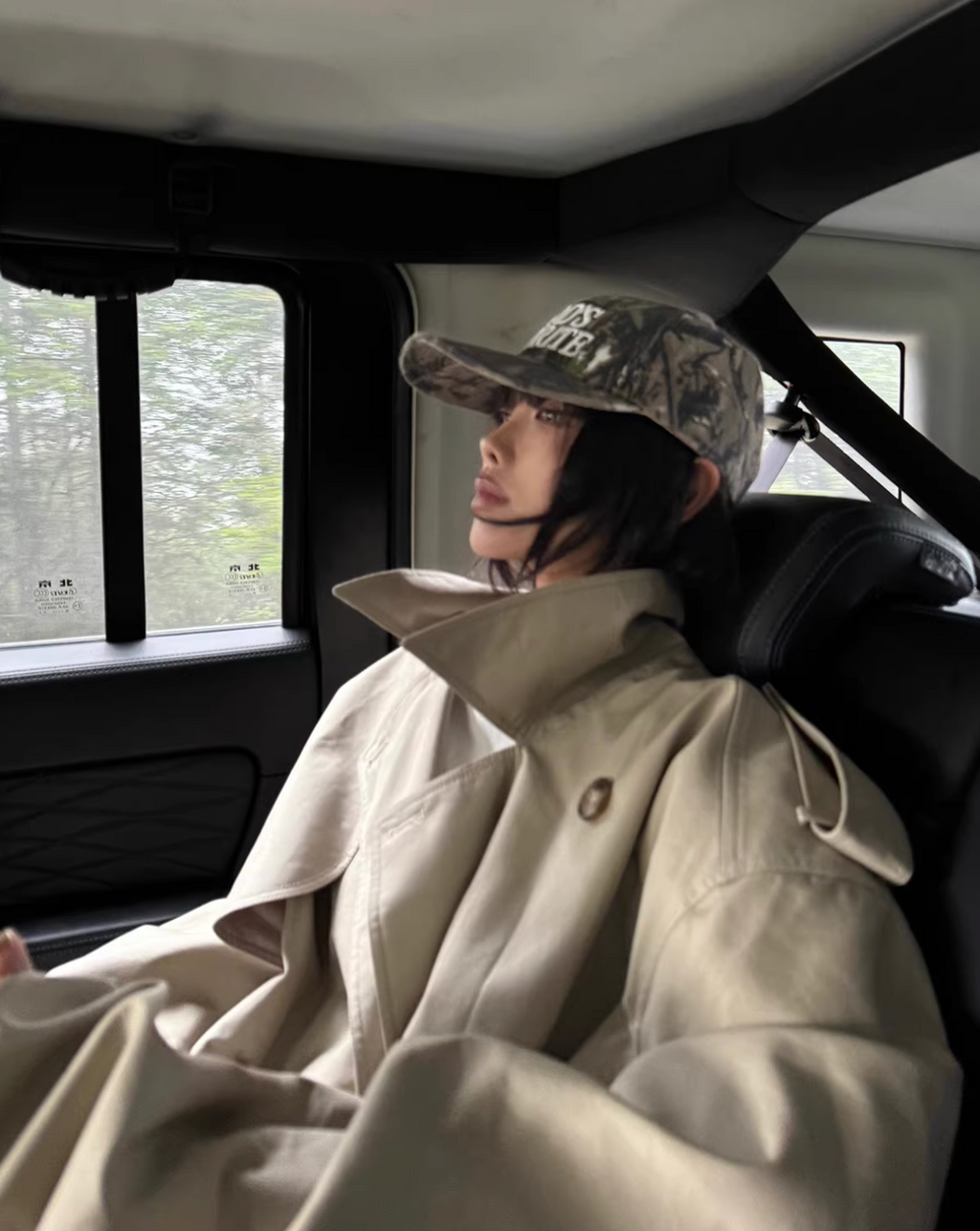 Short Bolume Trench  ショートボリューム トレンチコート