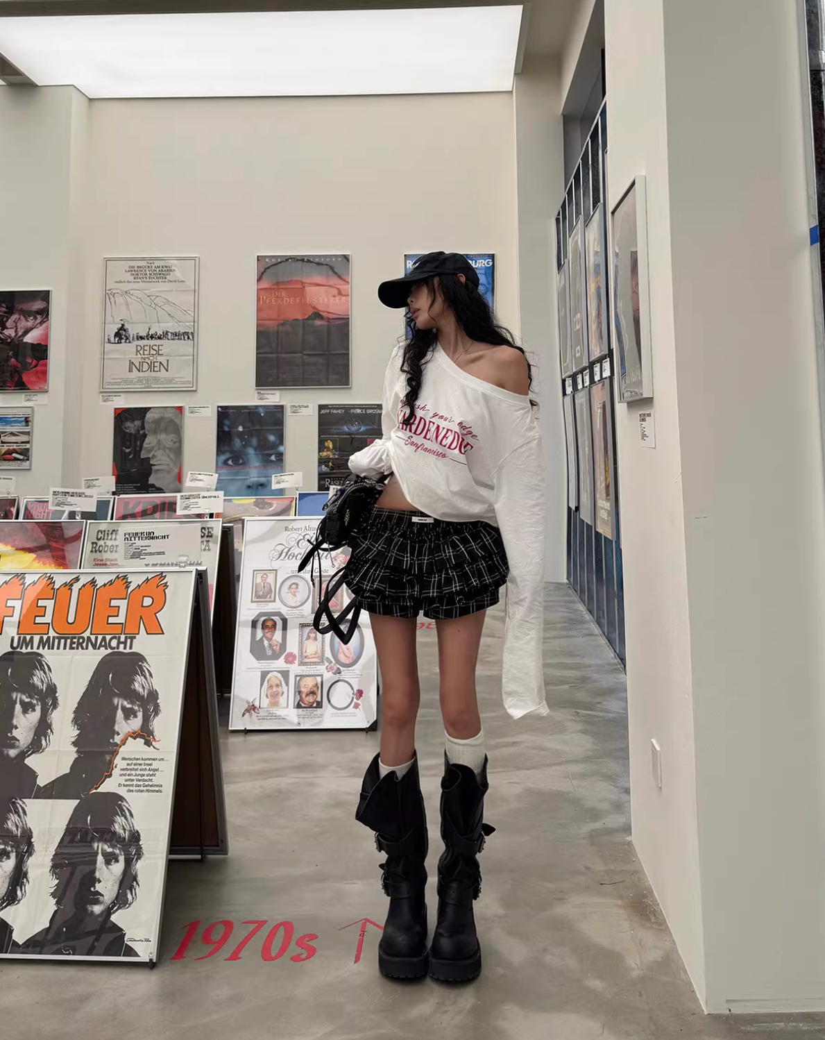 Sleeveless Hoodie Frill Skirt スリーブレス フーディ フリルスカート