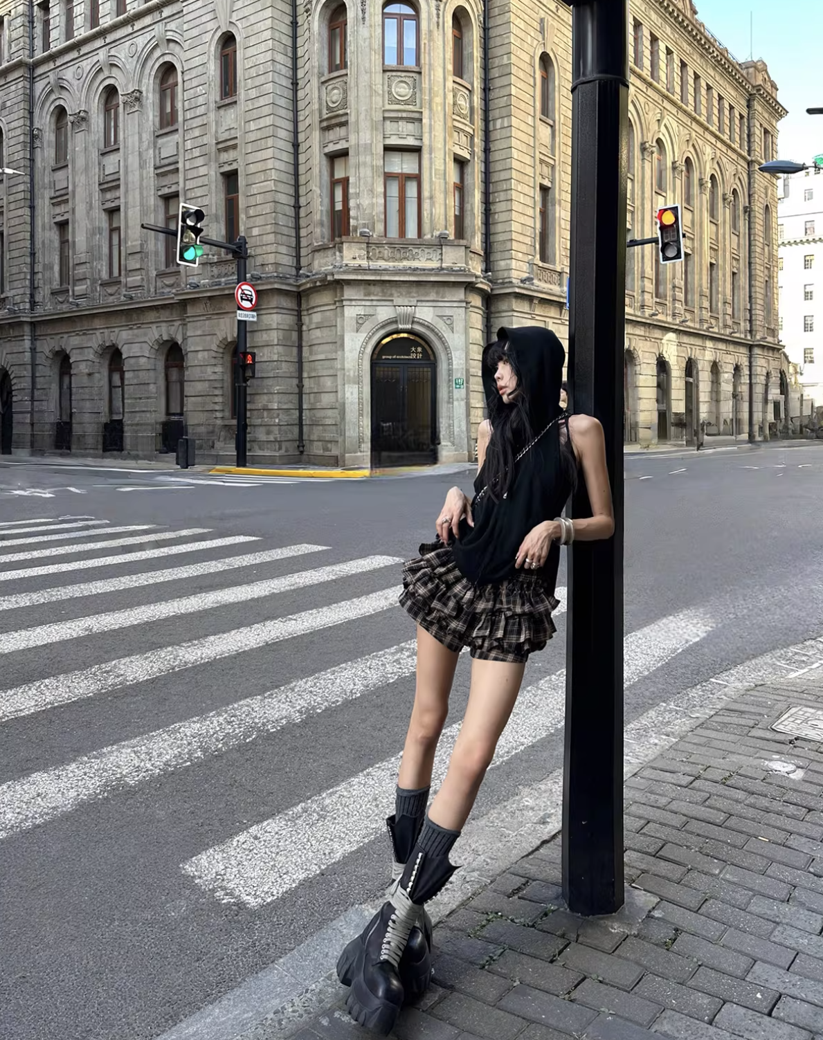 Sleeveless Hoodie Frill Skirt スリーブレス フーディ フリルスカート