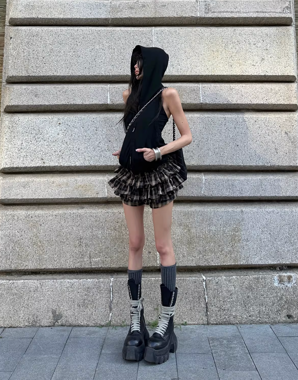 Sleeveless Hoodie Frill Skirt スリーブレス フーディ フリルスカート