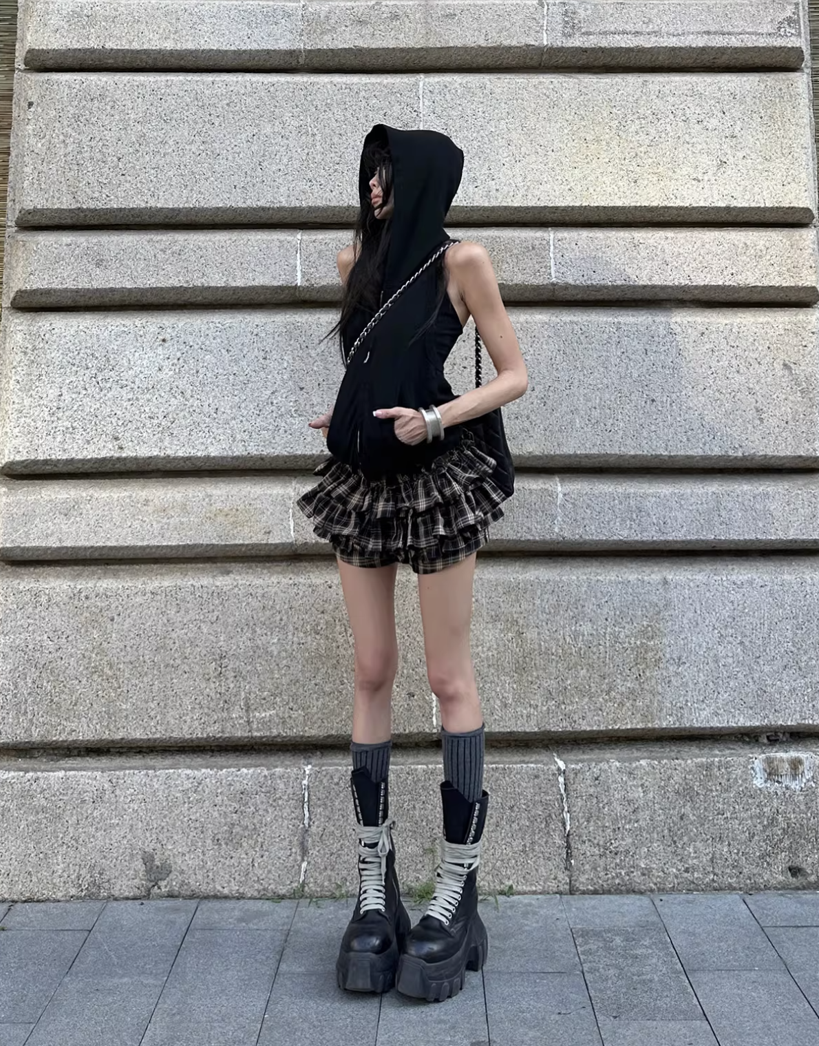 Sleeveless Hoodie Frill Skirt スリーブレス フーディ フリルスカート