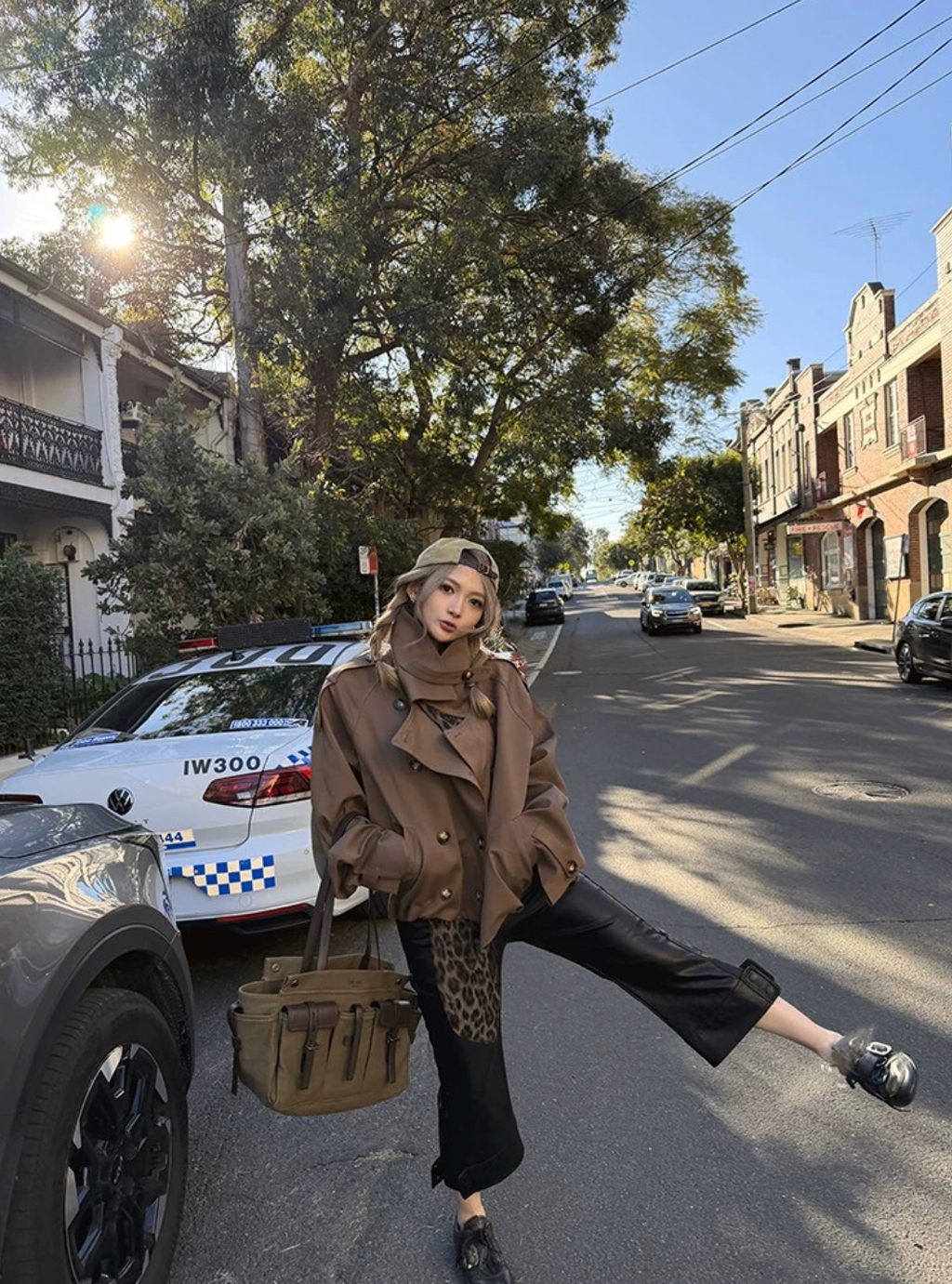 Double-breasted short trench coat  ダブルブレスト ショート トレンチコート