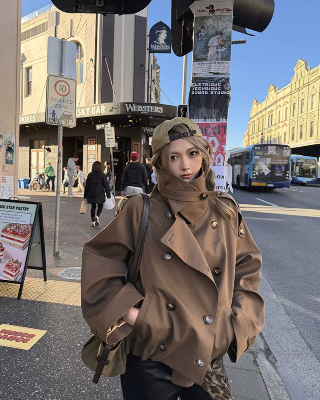 Double-breasted short trench coat  ダブルブレスト ショート トレンチコート