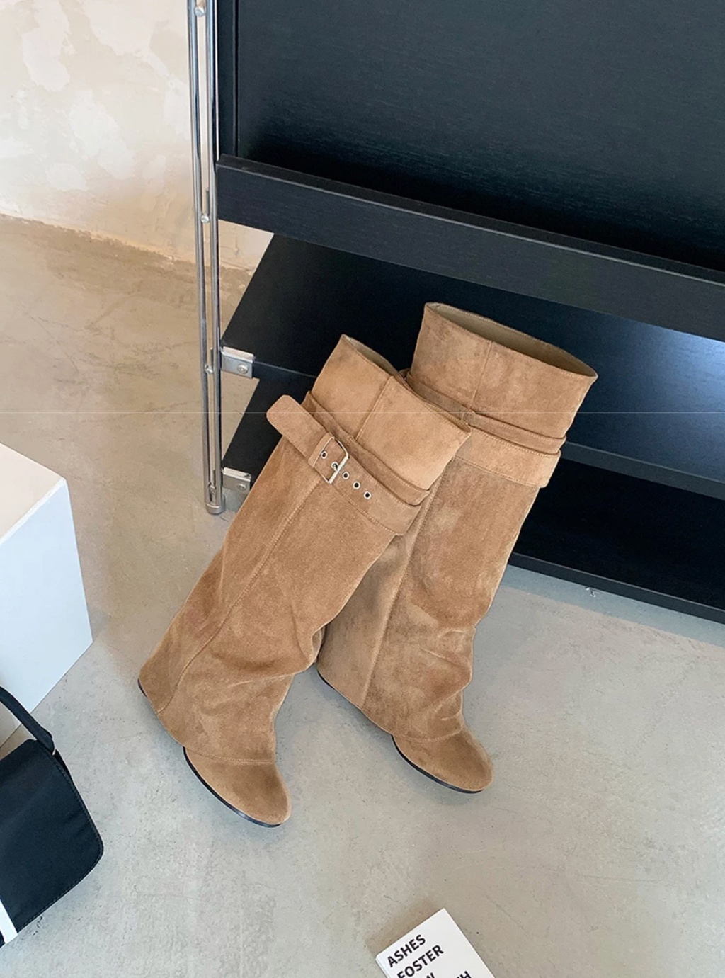 Belted buckle knee-high boots ベルトバックルニーハイブーツ