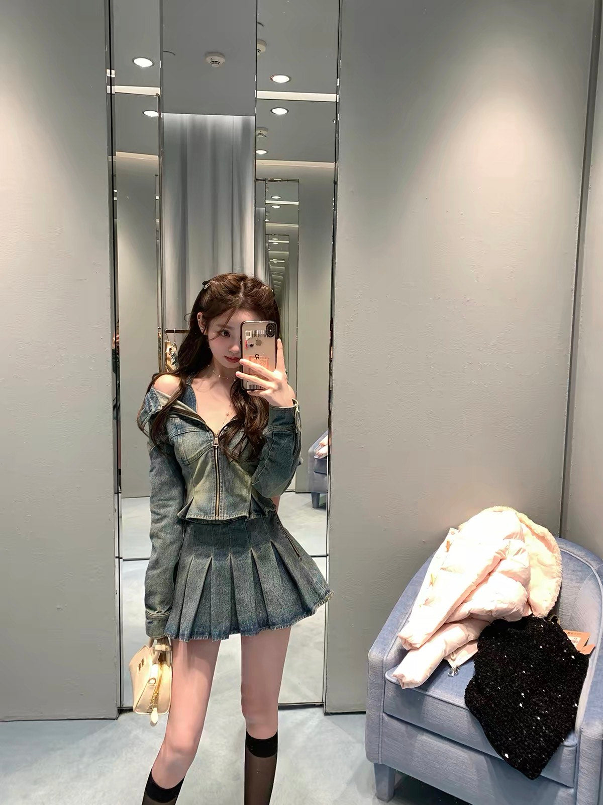 Denim Off Shoulder Top Pleats Skirt デニムオフショルダートップ プリーツスカート