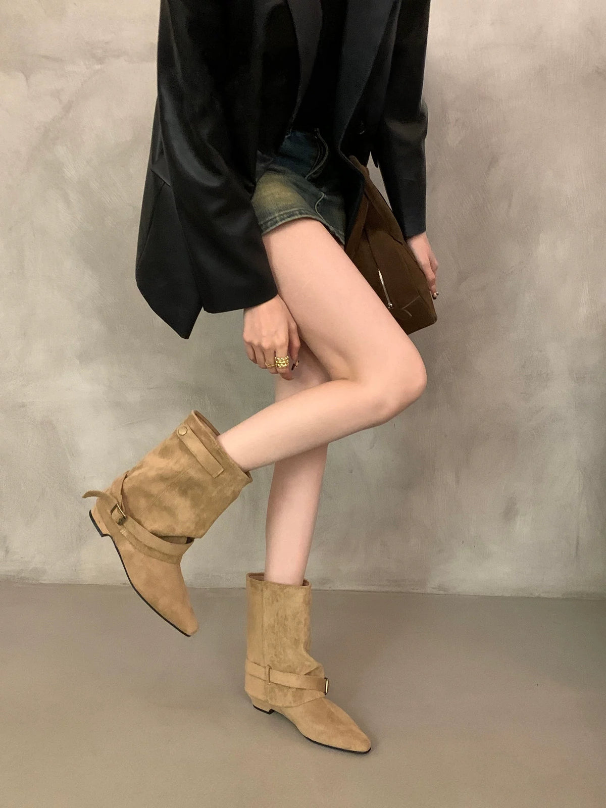 Belt-Buckle Pointed-Toe Ankle Boots ベルトバックルポインテッドトゥショートブーツ