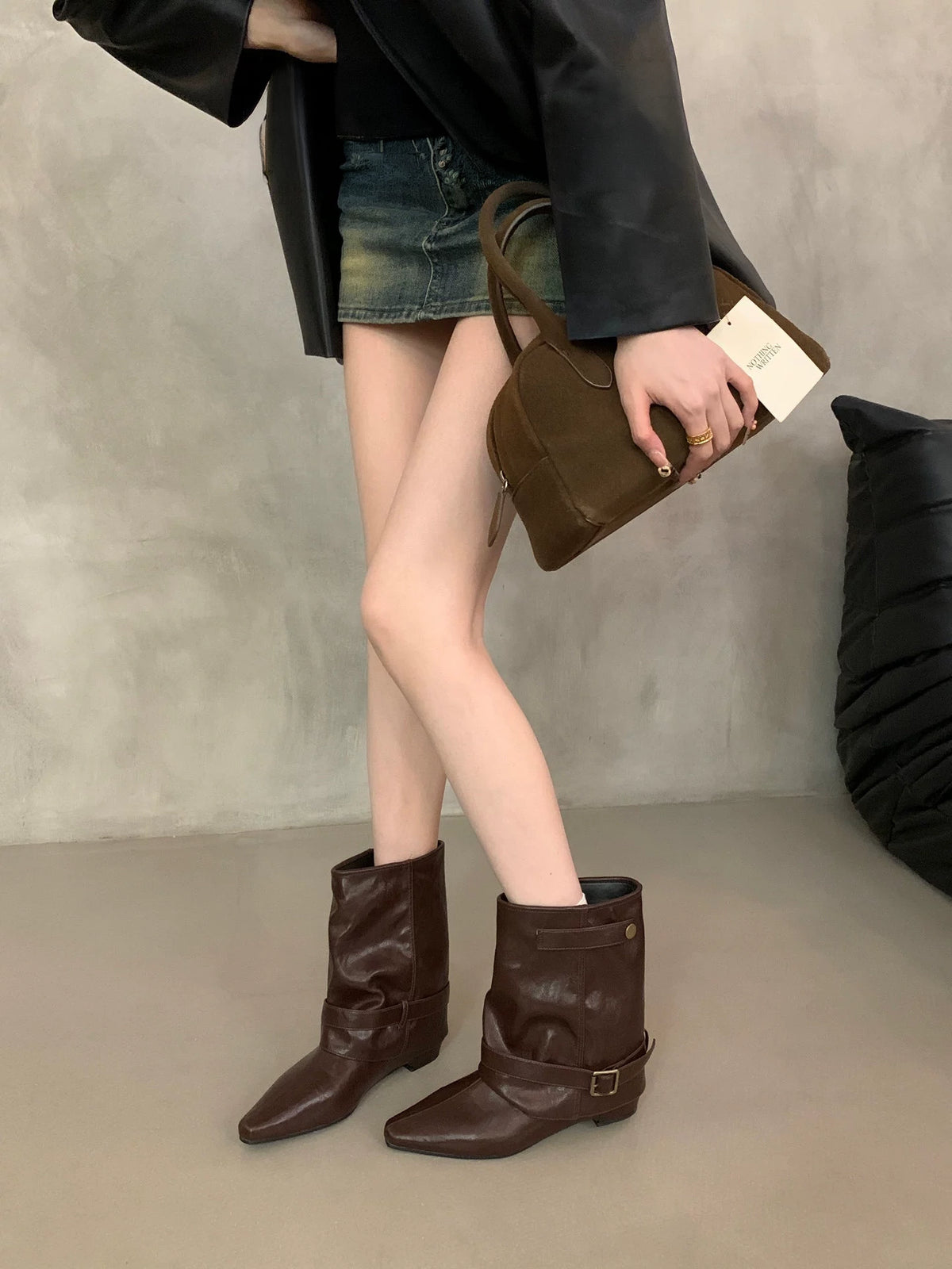 Belt-Buckle Pointed-Toe Ankle Boots ベルトバックルポインテッドトゥショートブーツ