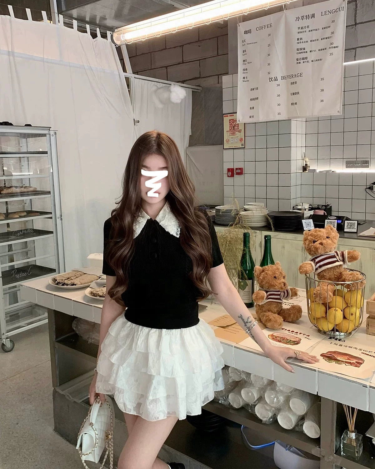Lace-collar short-sleeve polo shirt レース襟半袖ポロシャツ