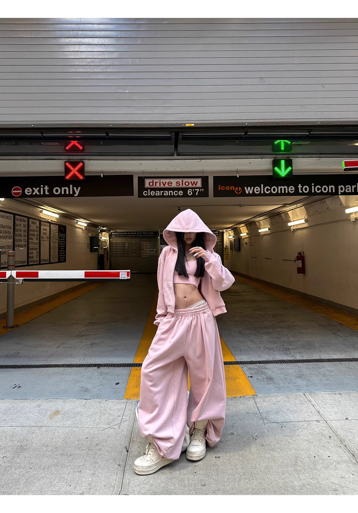 Hooded sweat suit set フード付きスウェットセットアップ