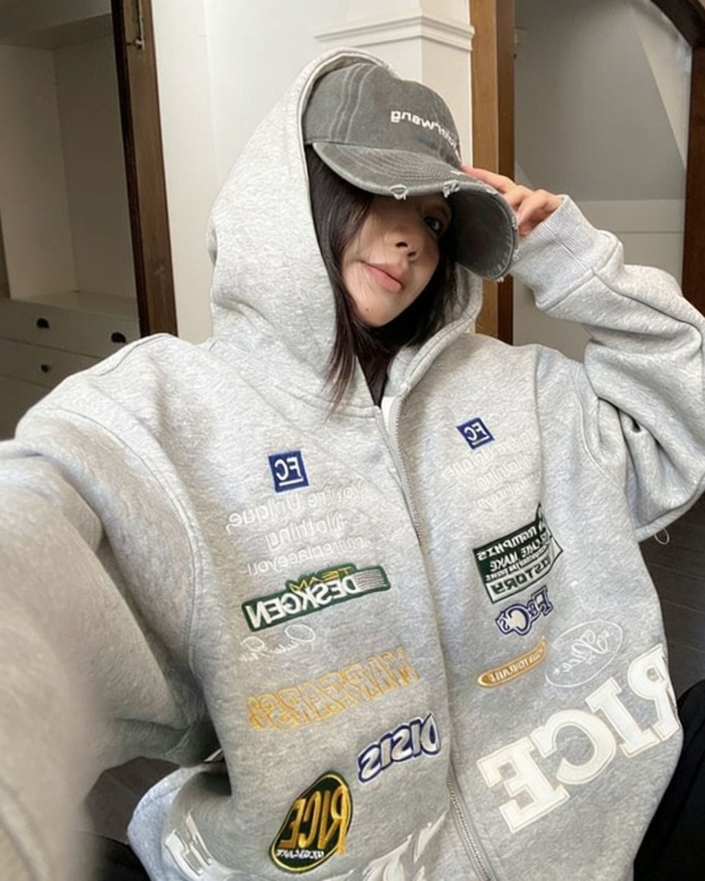Hoodie zip parka フード付きジップパーカー