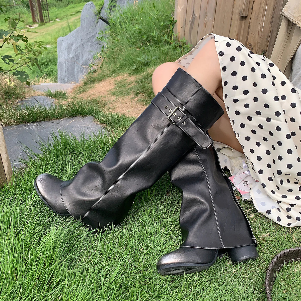 Belted buckle knee-high boots ベルトバックルニーハイブーツ
