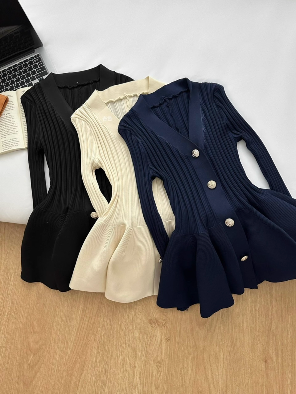 Flare Knit Cardigan Dress フレア ニット カーディガン ドレス