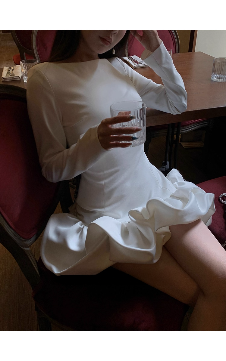 White one piece ホワイトワンピース