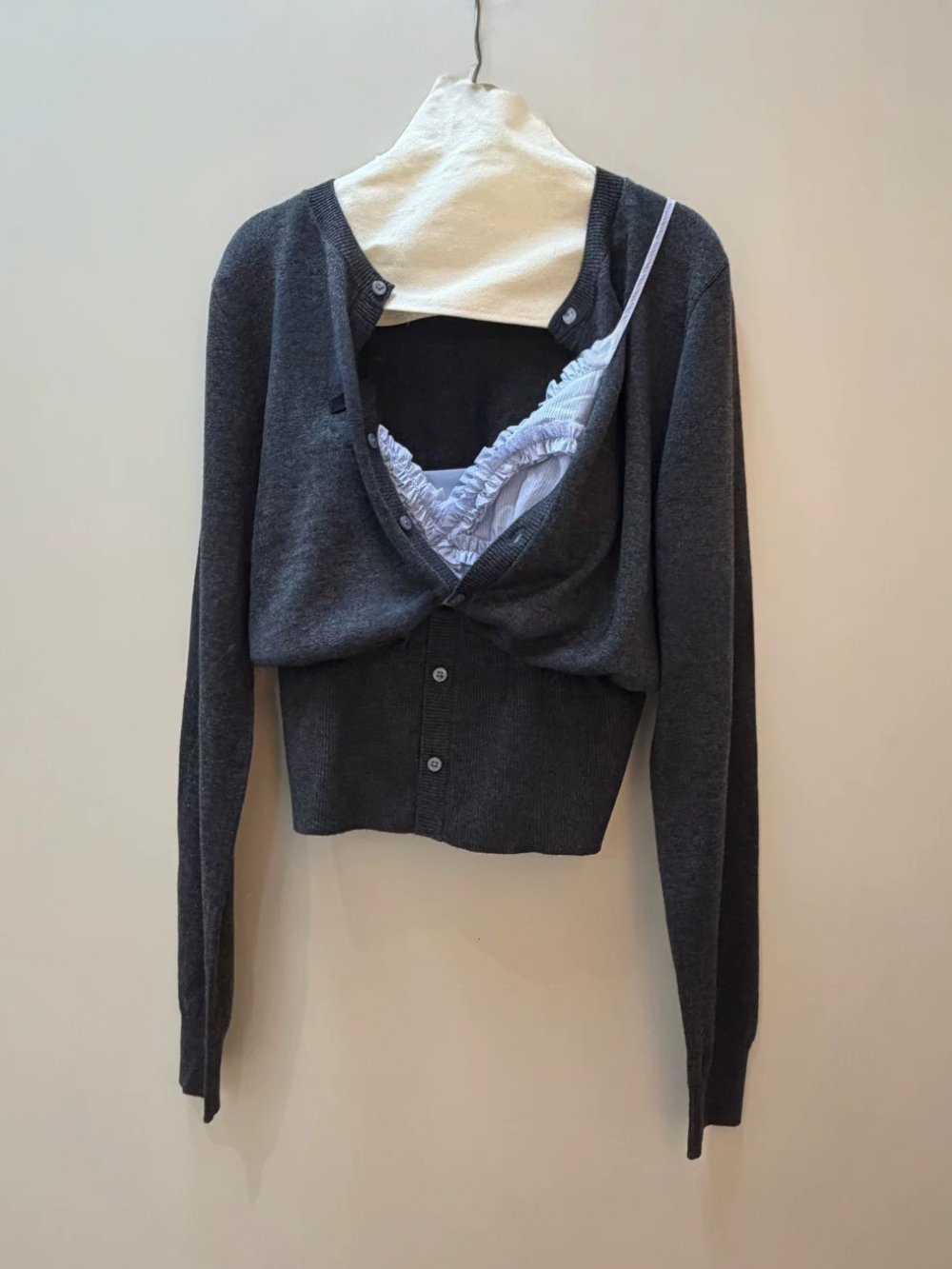 Knit Two-Piece Camisole and Cardigan Set ニットツーピースキャミソールカーディガンセット